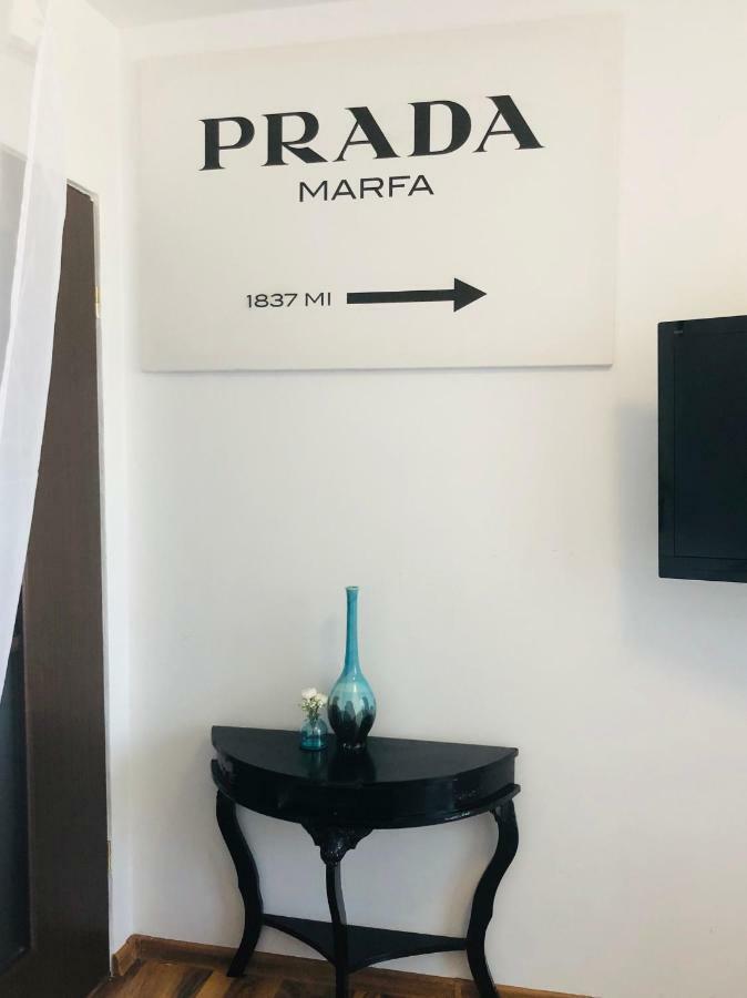 Little Cute Homey Apartman Satu Mare Zewnętrze zdjęcie